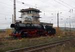 41 1144-9 der IGE Werrabahn-Eisenach e.V. beim umsetzen in Naumburg (S) Hbf. Sie bringt einen Sonderzug von Eisenach nach Freyburg; 25.10.2009 (Foto: Ren Richter)