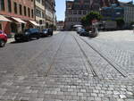Am Markt in Naumburg findet man noch Gleisreste von der Straßenbahn, als diese noch durch die Innenstadt fuhr; 07.07.2023. (Foto: Mirko Schmidt)