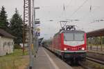 TRI 143 567-6 mit dem  Thringen-Warnemnde-Express Neptun  von Eisenach nach Warnemnde, am 12.07.2025 in Naumburg (S) Hbf. (Foto: Harry Bhring)