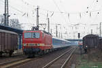 DR 243 010-6 mit dem IR 402 von München Hbf nach Leipzig Hbf, am 22.03.1991 in Naumburg (S) Hbf. (Foto: Ingmar Weidig)