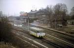 KEG VT 2.15 verlt am 17.03.1996 als RB 15617 nach Naumburg Hbf den Bf Artern. (Foto: Ulrich Steuber)