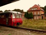 Wahre Nebenbahnromantik! OBS 772 140-0 whrend unserer Zwei-Lnder-Rundfahrt im Bf Laucha (Unstrut); 07.09.2008