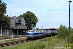InfraLeuna 205 mit einem Kesselwagenzug von Grokorbetha Richtung Zeitz, am 19.08.2007 bei der Durchfahrt in Teuchern. (Foto: Helmut Sangmeister)