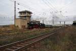 IGE Werrabahn 41 1144-9 mit dem RE 16591  Rotkppchen-Express II  von Eisenach nach Freyburg, am 25.10.2009 bei der Ausfahrt in Naumburg Hbf. (Foto: Ren Richter)