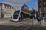 Die Tram kommt aus der Rue Bex, von der Haltestelle Pont Maghin her, wird gleiche die Haltestelle Place Saint Lambert erreichen, von hier verluft die Trasse wieder Zweigleisig. 18.09.2025
