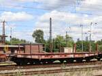 Sammnps DB Cargo Drehgestell-Flachwagen mit Nummer 31 RIV 80 D-DB 4827 222-9 Gterbahnhof Oberhausen West 11-07-2024.

Sammnps zesassige platte wagen van DB Cargo met nummer 31 RIV 80 D-DB 4827 222-9 goederenstation Oberhausen West 11-07-2024.