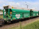 Sggmmrrs Tragwageneinheiten aus Slowakei mit Innofreight container und Nummer 35 TEN 56 SK-SKBIN 4658 016-5 Vierpaardjes, Venlo, Niederlande 24-07-2025.

Sggmmrrs platte wageneenheid uit Slowakije met Innofreight zelflosser containers en nummer 35  ...