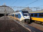 NS SLT-IV Triebzug 2444 Gleis 5b Amsterdam Centraal Station 17-02-2025.

NS SLT-IV treinstel 2444 spoor 5b Amsterdam Centraal Station 17-02-2025.