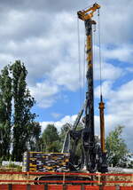 BORAMA Rent GmbH mit dem Drehbohrgerät BAUER BG 23 H BT 65 am 05.05.25 Berlin Westhafen.
