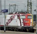 Die 110 329-0 im wunderschnen SciencExpress Design fotografiert am 22.06.09 im Hauptbahnhof von Saarbrcken. (Jeanny)