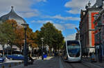 Tram CAF URBOS 5110, nhert sich der Haltestelle Place Saint Lambert in Lttich. 18.09.2025 (Handyfoto Jeanny)
