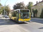 Bus der Linie 155 in Weiensee, Berlin September 2009