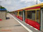 S-BR 481/482 vor der Rckfahrt nach Bernau in Blankenfelde (S2), Juli 2009