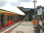 S-Bahnzug nach Blankenfelde (S2) im S-Bhf Priesterweg, Juli 2009