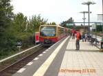 S-Bahnzug nach Teltow Stadt im S-Bhf Priesterweg (S 25), Juli 2009