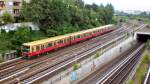 Gleich hat die S-Bahn von Norden kommend den Bahnhof Gesundbrunnen erreicht - Juli 2009