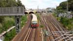 S-Bahnzug kurz vor dem Erreichen des Bhf Gesundbrunnen, Berlin Juli 2009