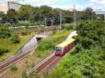 S-Bahnzug der Nordsdbahn beim Bhf Gesundbrunnen, Berlin Juli 2009