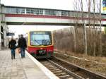 Ringbahnzug im Bhf. Storkower Strasse, februar 2009