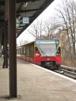 S 8 im Bhf Greifswalder Strasse, Februar 2009