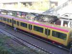 Farbvariante bei der S-Bahn, heute wieder umlackiert, 2006