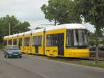 Flexity auf der M2, Schleife Am Steinberg, Mai 2009
