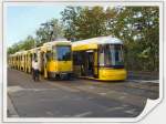Doppeltraktion KT4D auf der Linie 21 ! und Flexity-Zug in Lichtenberg, September 2009