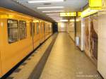 U-Bhf Berliner Strasse, Altbau-Groprofilzug der Linie U7