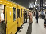 Andrang am ersten Betriebstag, U-Bhf Hauptbahnhof 8.8.2009