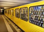 Kleinprofilzug U-Bahn Berlin Typ G, Fensterfolien Brandenburger Tor, Oktober 2009