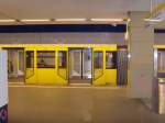 Hk-Zug im U-Bhf Pankow, Berlin Oktober 2009