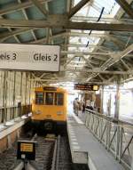 U-Bahn im U-Bhf Warschauer Strasse, 2006