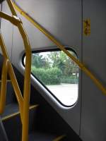 DL_07 3221 Fenster der vorderen Treppe