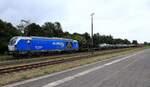 BRLL/RDC 247 908-7 mit frischer HU, REV/ANBN/14.07.25 verlässt hier mit einem AZS Niebüll gen Westerland. 15.07.2025