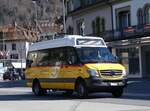 (273'087) - PostAuto Bern - BE 472'866/PID 10'284 - Mercedes am 20. Mrz 2025 beim Bahnhof Interlaken West