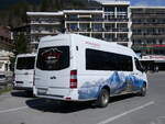 (273'267) - Grindelwald Reisen, Grindelwald - BE 635'910 - Mercedes am 28. Mrz 2025 beim Bahnhof Grindelwald