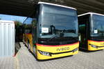 (280'000) - PostAuto Graubnden - PID 12'382 - Iveco am 6. September 2025 in Kerzers, Murtenstrasse