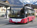 (269'976) - PostAuto Zentralschweiz - Nr. 530/OW 26'301/PID 12'338 - MAN (ex Dr. Richard, A-Wien Nr. 1418) am 17. Dezember 2024 beim Bahnhof Sarnen