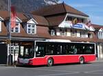 (272'679) - PostAuto Bern - BE 654'090/PID 12'339 - MAN (ex Dr. Richard, A-Wien Nr. 1419) am 7. Mrz 2025 beim Bahnhof Interlaken Ost