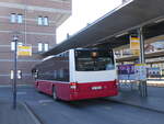 (273'078) - PostAuto Bern - BE 90'275/PID 12'337 - MAN (ex Dr. Richard, A-Wien Nr. 1413) am 20. Mrz 2025 beim Bahnhof Spiez