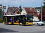 (275'565) - PostAuto Ostschweiz - SG 396'687/PID 11'892 - MAN am 15. Mai 2025 beim Bahnhof Uznach