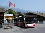 (276'543) - PostAuto Bern - BE 654'090/PID 12'339 - MAN (ex Dr. Richard, A-Wien Nr. 1419) am 9. Juni 2025 in Iseltwald, Dorfplatz