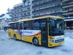 (270'306) - GrindelwaldBus, Grindelwald - Nr. 240/BE 102'240 - Mercedes am 29. Dezember 2024 beim Bahnhof Grindelwald