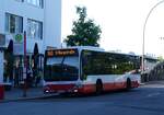 (275'023) - HHA Hamburg - Nr. 1210/HH-XB 1210 - Mercedes am 8. Mai 2025 in Hamburg, Normannenweg