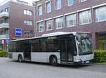 (275'373) - VHH Hamburg - Nr. 1009/HH-QC 1481 - Mercedes am 10. Mai 2025 in Norderstedt, U-Bahnhof Norderstedt Mitte