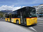 (273'963) - Lathion, Sion - Nr. 8/VS 444'334/PID 11'486 - Volvo am 14. April 2025 beim Bahnhof Sion