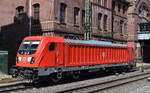 DB Cargo AG, Mainz [D] mit ihrer  187 192  [NVR-Nummer: 91 80 6187 192-0 D-DB] am 20.05.25 Höhe Bahnhof Hamburg-Harburg.