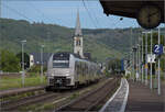 460 017 in Boppard vorbei. Juli 2024.