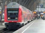 Eine Nahaufnahme des RE-Zuges nach Magdeburg Hbf. Leipzig Hbf den 04.04.2009 

