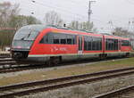 642 552 am 11.04.2025 im Rostocker Hbf.